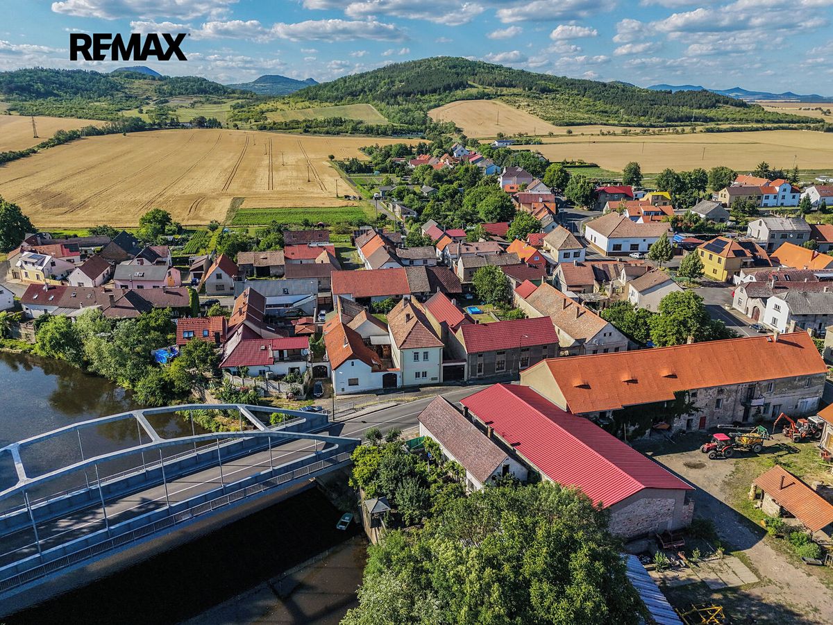 Prodej rodinného domu 160 m², pozemek 751 m²